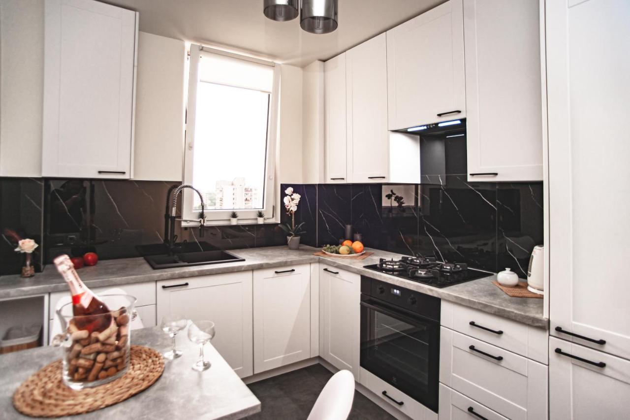Apartament Panorama Varşovia Exterior foto