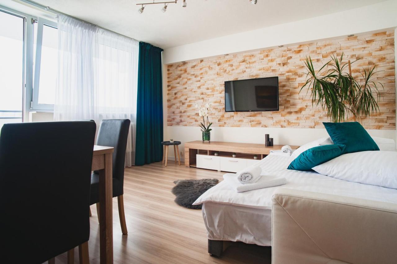 Apartament Panorama Varşovia Exterior foto