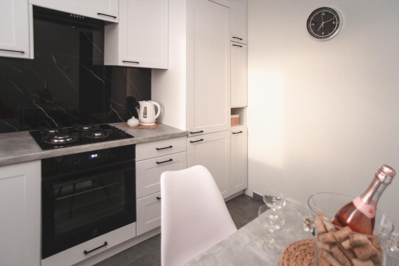 Apartament Panorama Varşovia Exterior foto