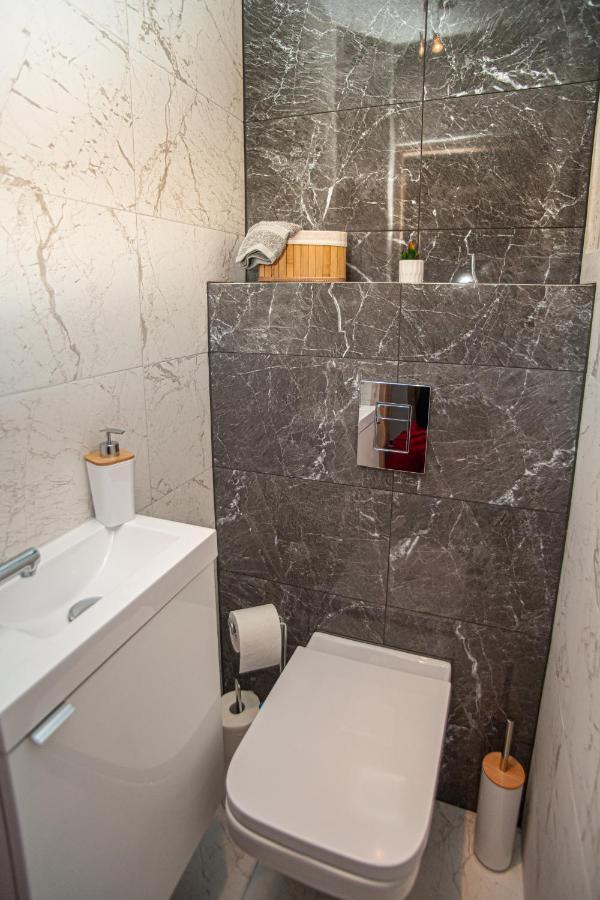 Apartament Panorama Varşovia Exterior foto